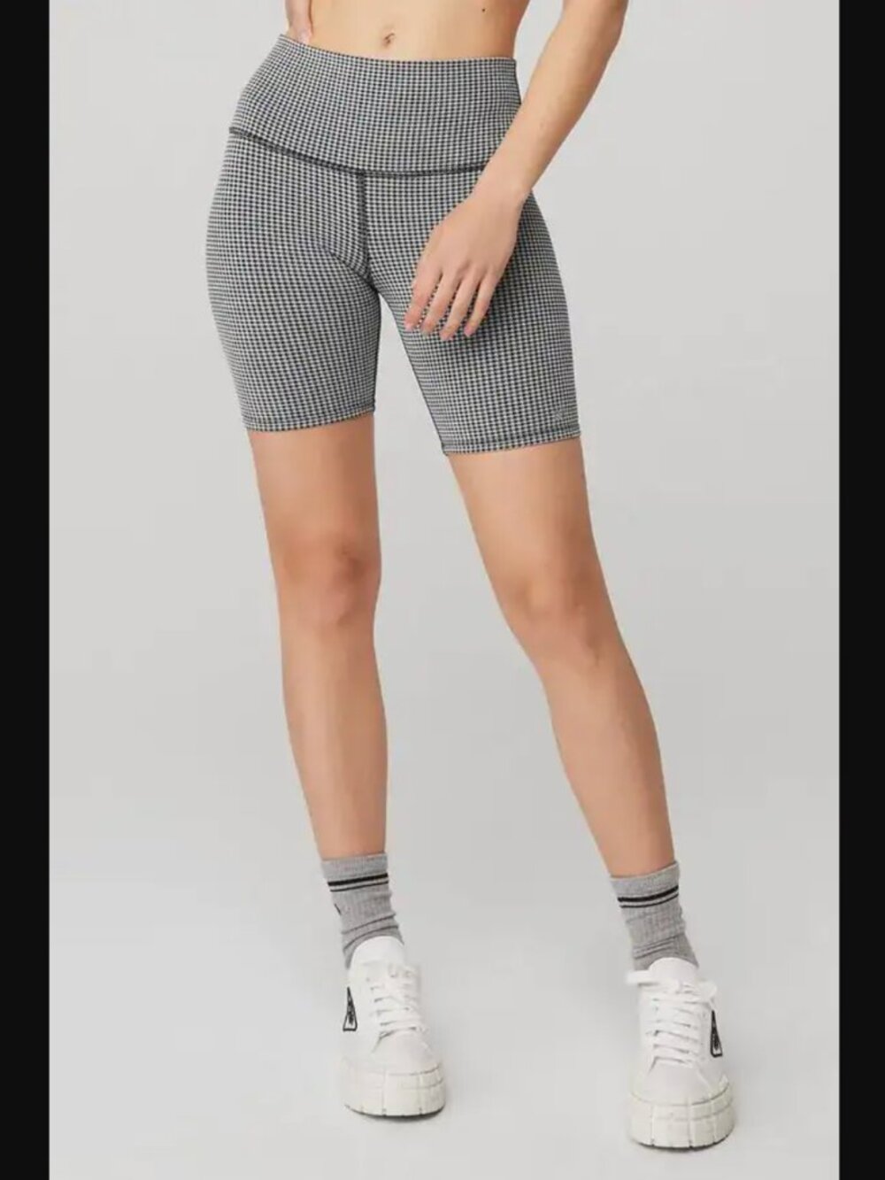 ALO Yoga Airtech Micro Houndstooth Bra & Micro Houndstooth Biker Short Set $158 - Picture 7 of 16